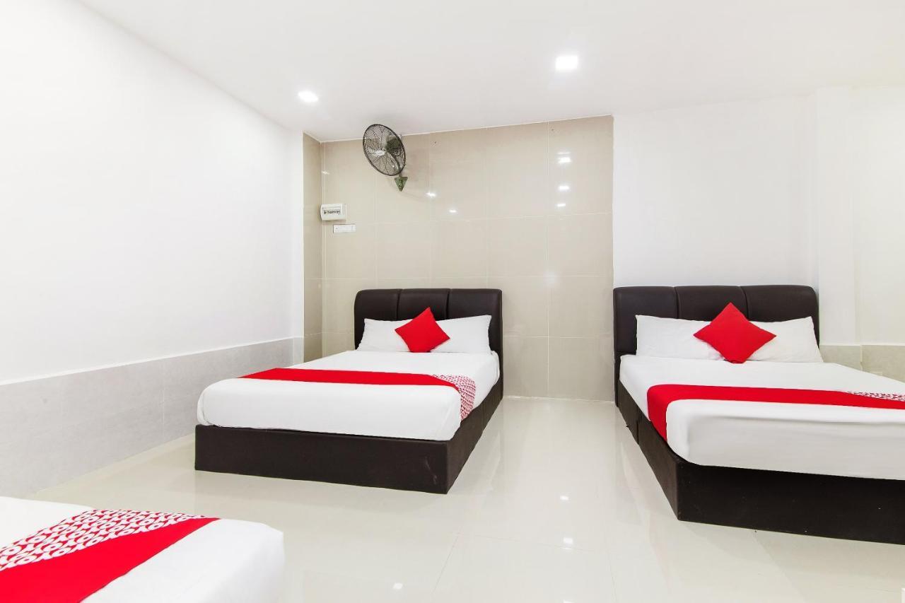 Hotel Super Oyo 414 Adiff Palace