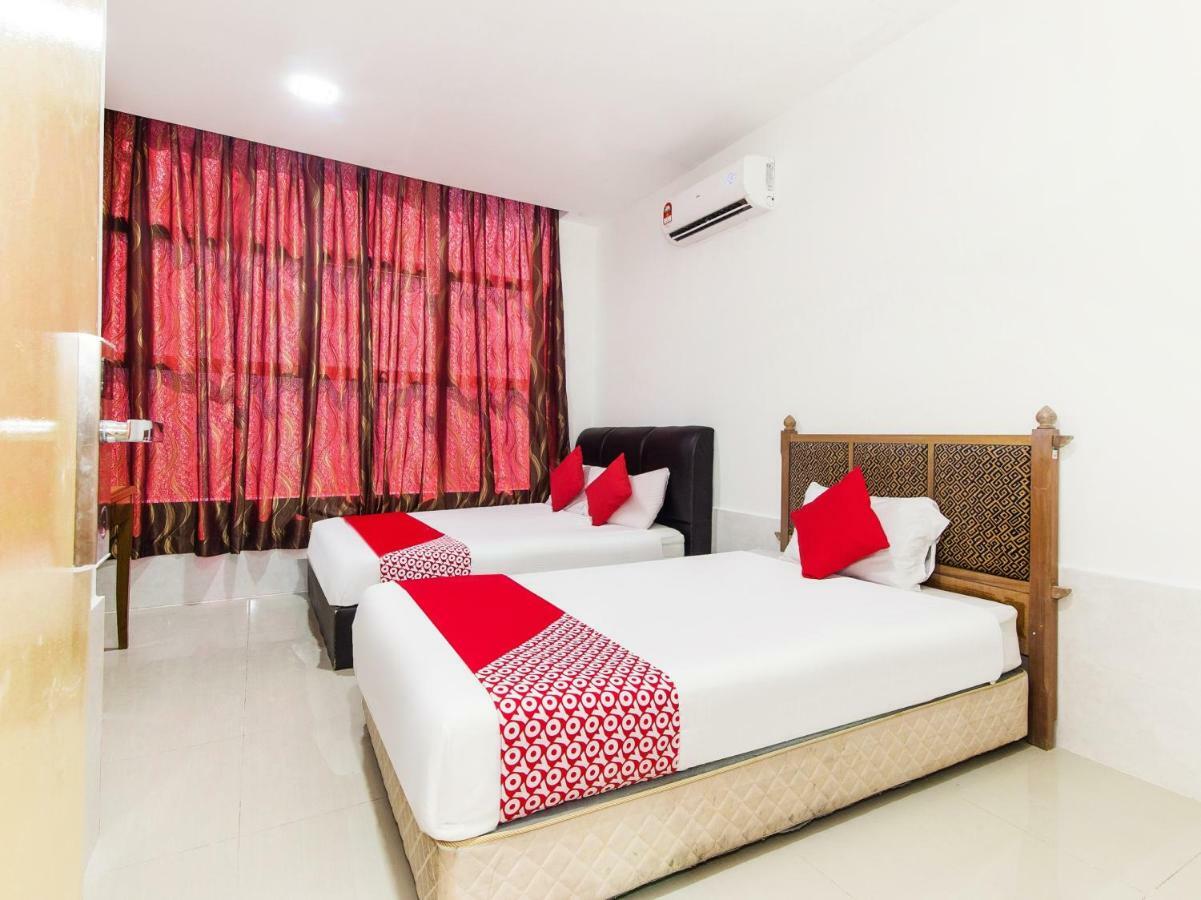 Hotel Super Oyo 414 Adiff Palace Sepang