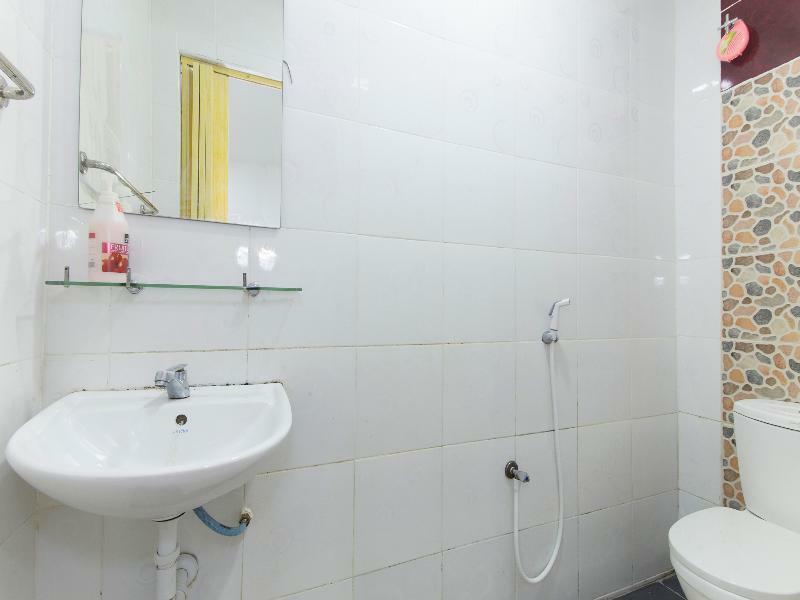 Super Oyo 414 Adiff Palace Hotel 2*